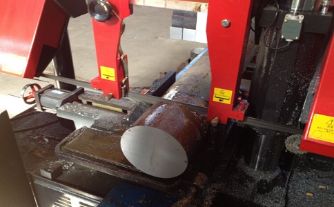 理塘卧式带锯床加工时出现明显振荡如何排查？