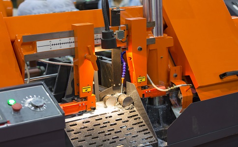 理塘龙门带锯床具备哪些优点？